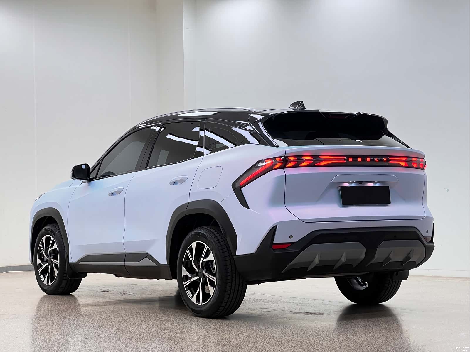 Geely Galaxy L7, 2024 все фото