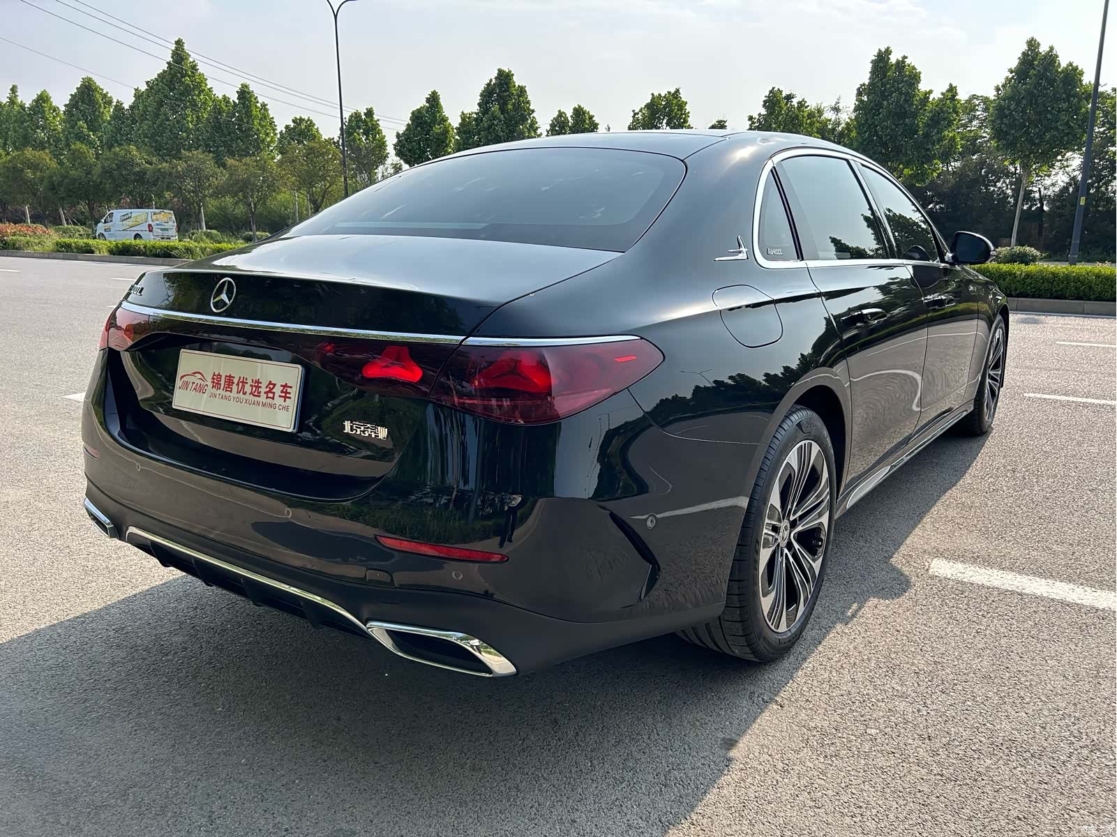 Mercedes-Benz E-Class, 2024 13