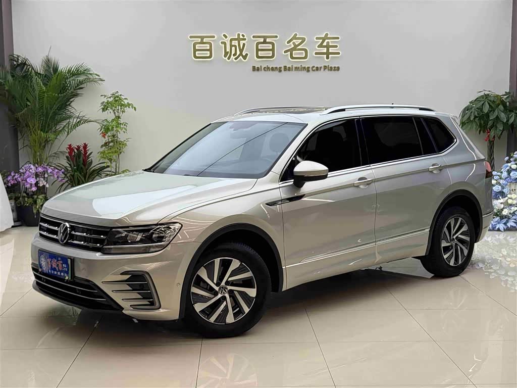 Volkswagen Tiguan L