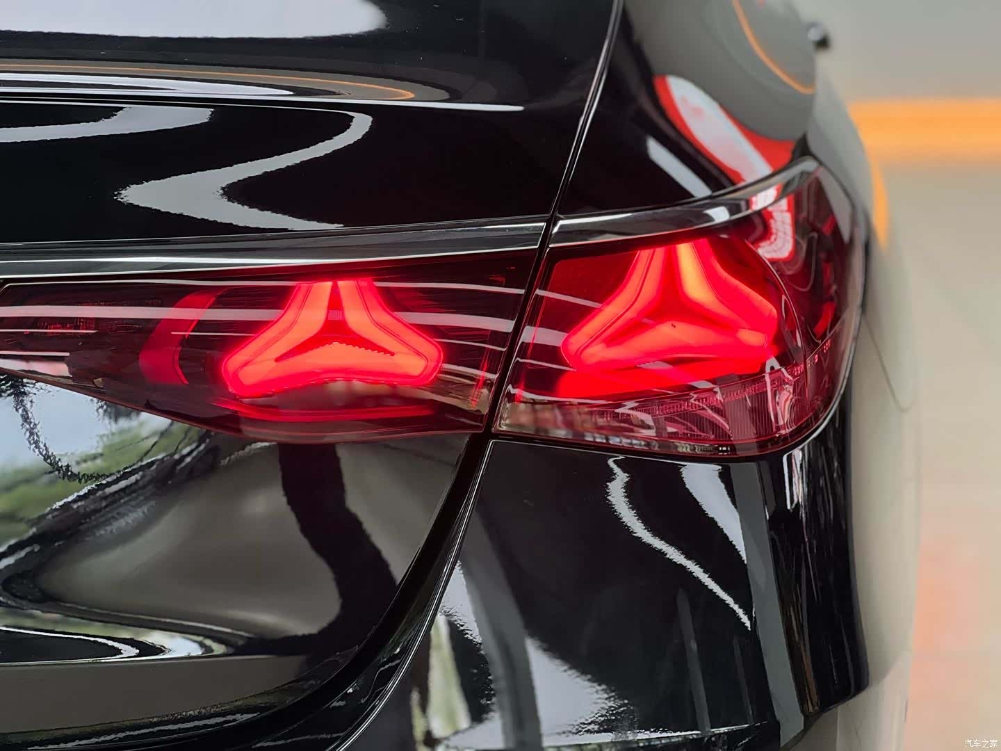 Mercedes-Benz E-Class, 2024 17