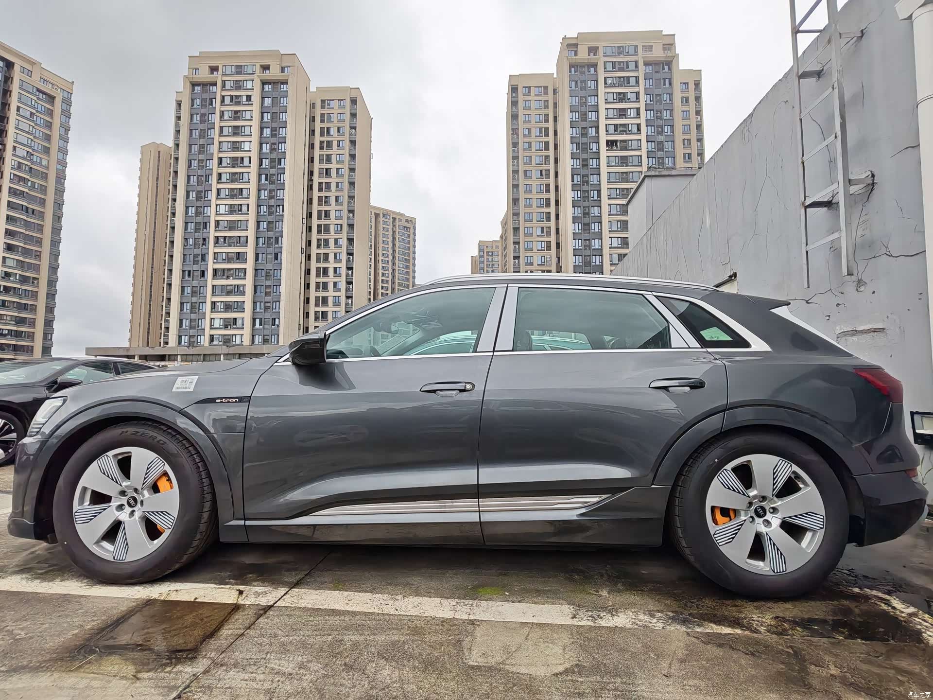 Audi e-tron, 2026 8