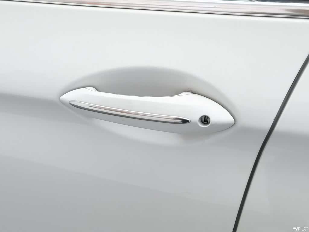 BMW 5 Series, 2011 18