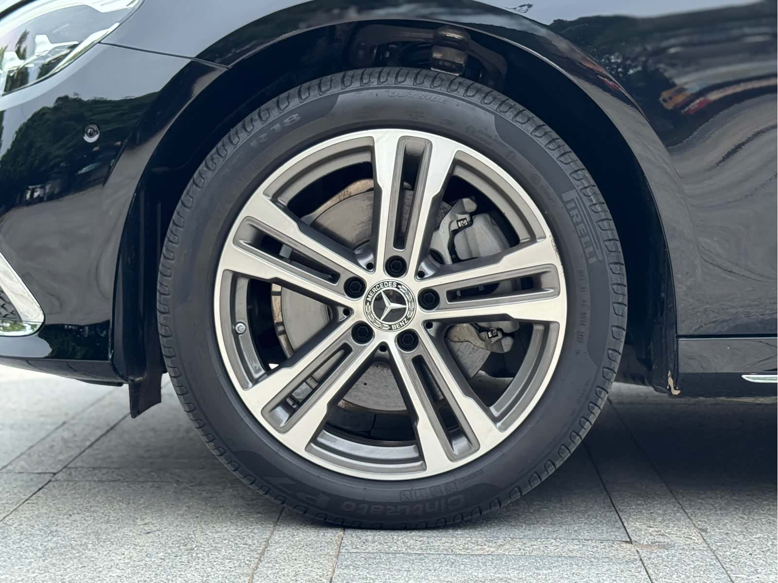 Mercedes-Benz E-Class, 2023 27