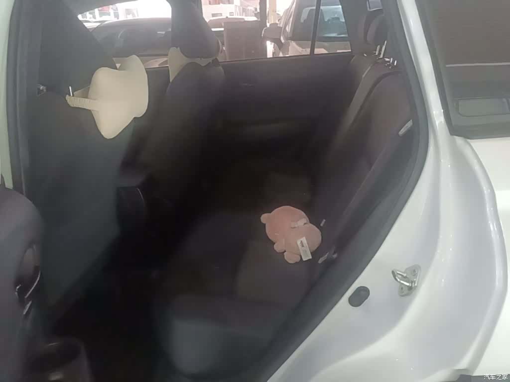 Toyota Frontlander, 2022 17