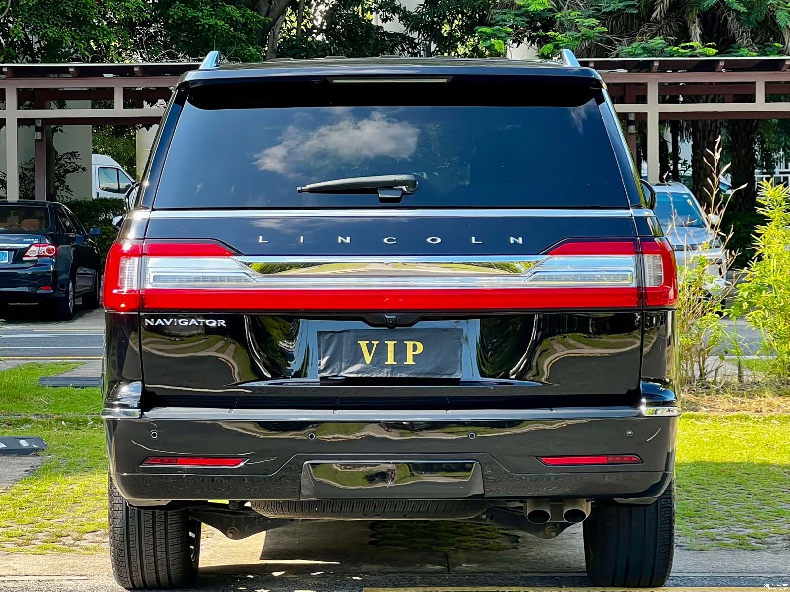 Lincoln Navigator, 2020 4