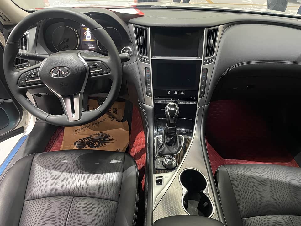 Infiniti Q50L