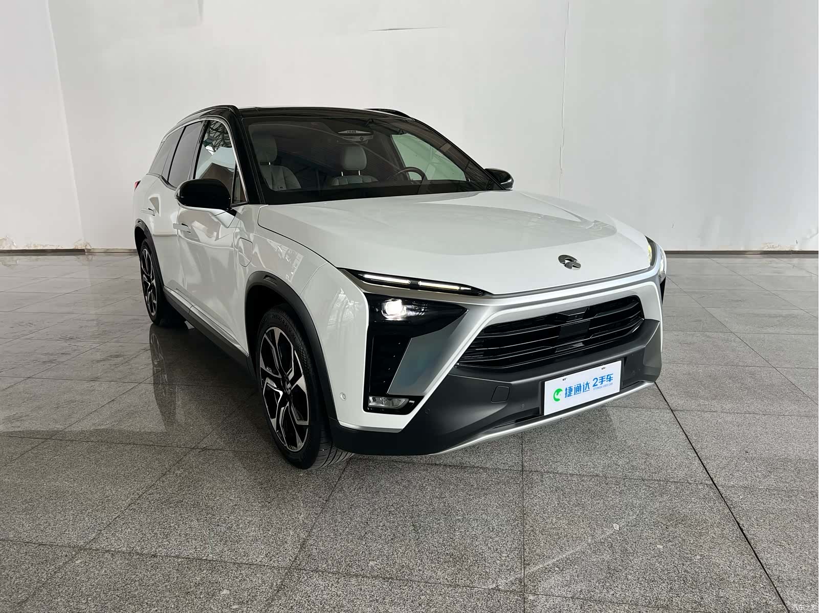 NIO ES8, 2020 4