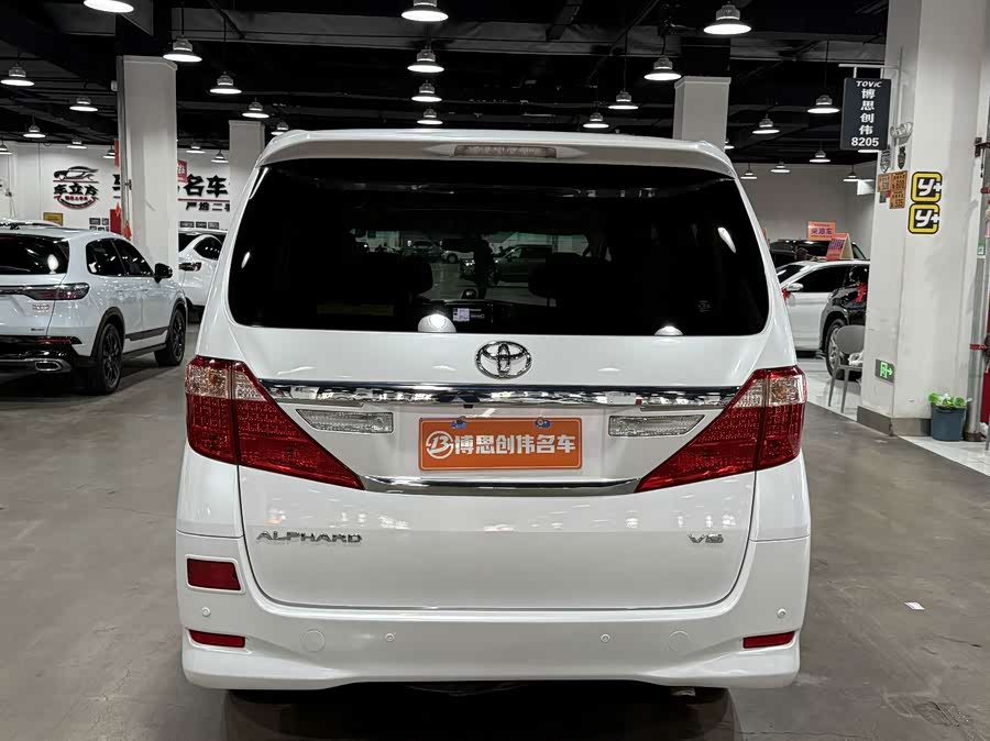 Toyota Alphard 2014, фото 8