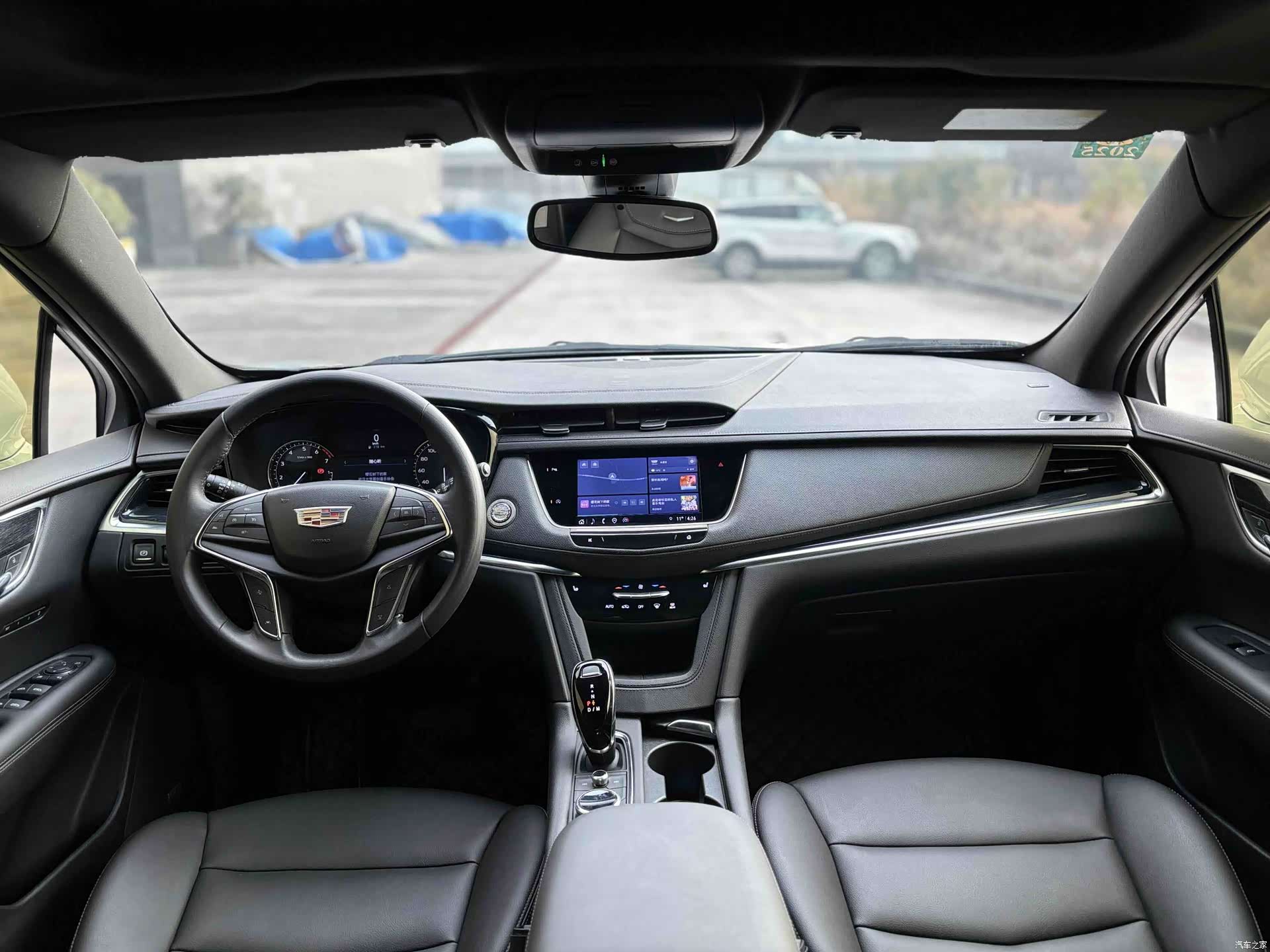 Cadillac XT5, 2023 все фото