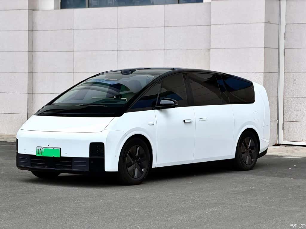 Li Auto MEGA, 2026 1