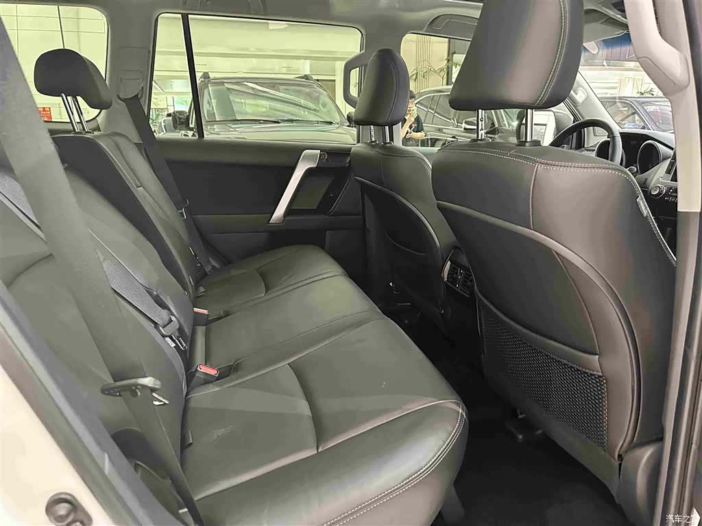 Toyota Prado, 2017 14