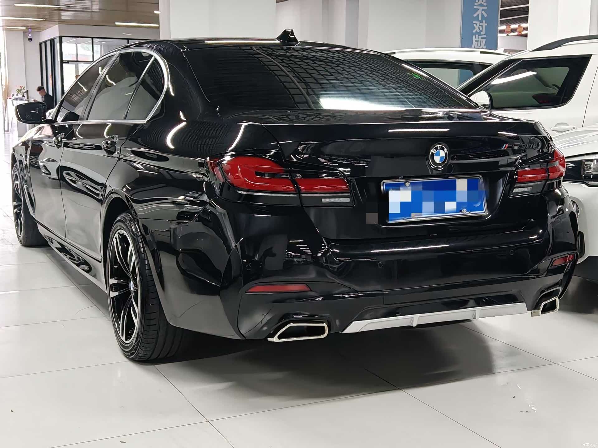 BMW 5 Series, 2012 3