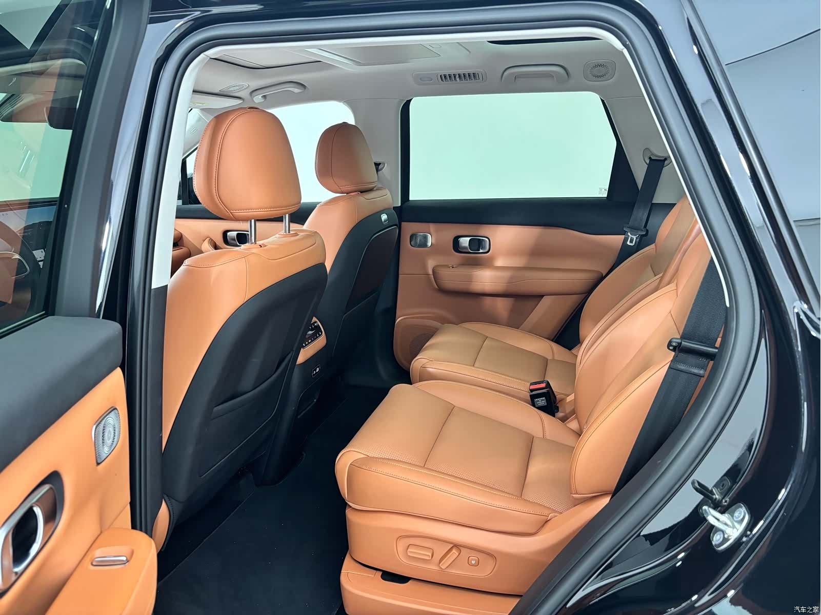 Leapmotor C16, 2025 все фото