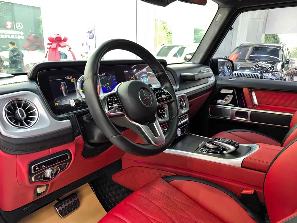 Mercedes-Benz G-class