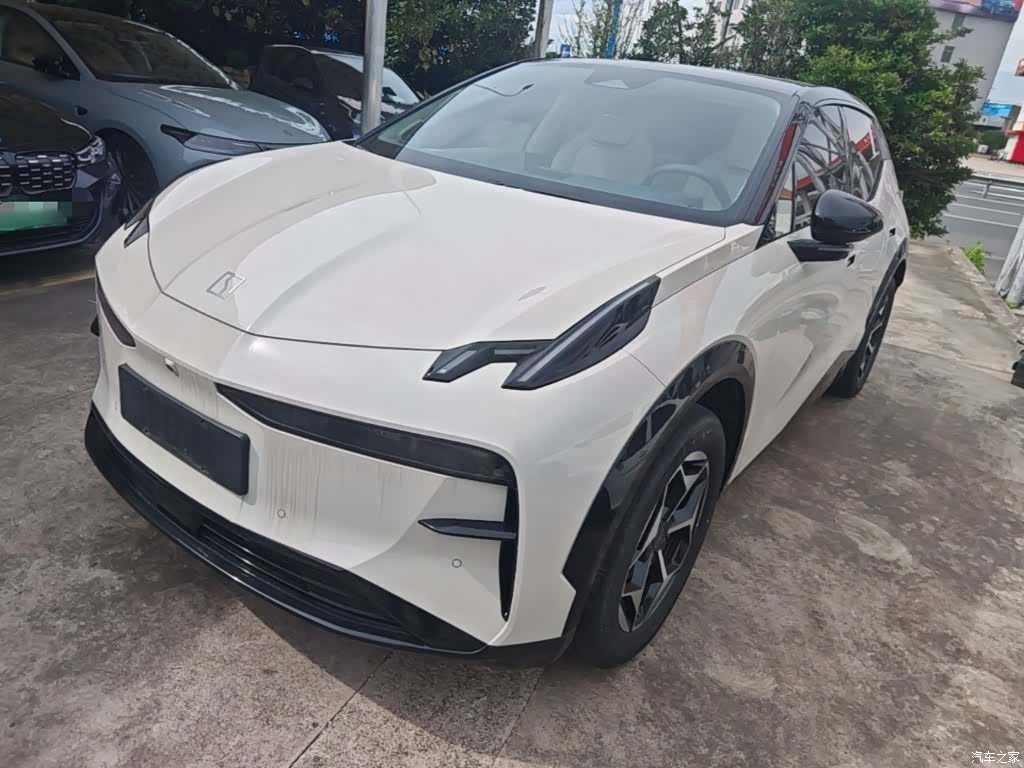 Zeekr X, 2024 1