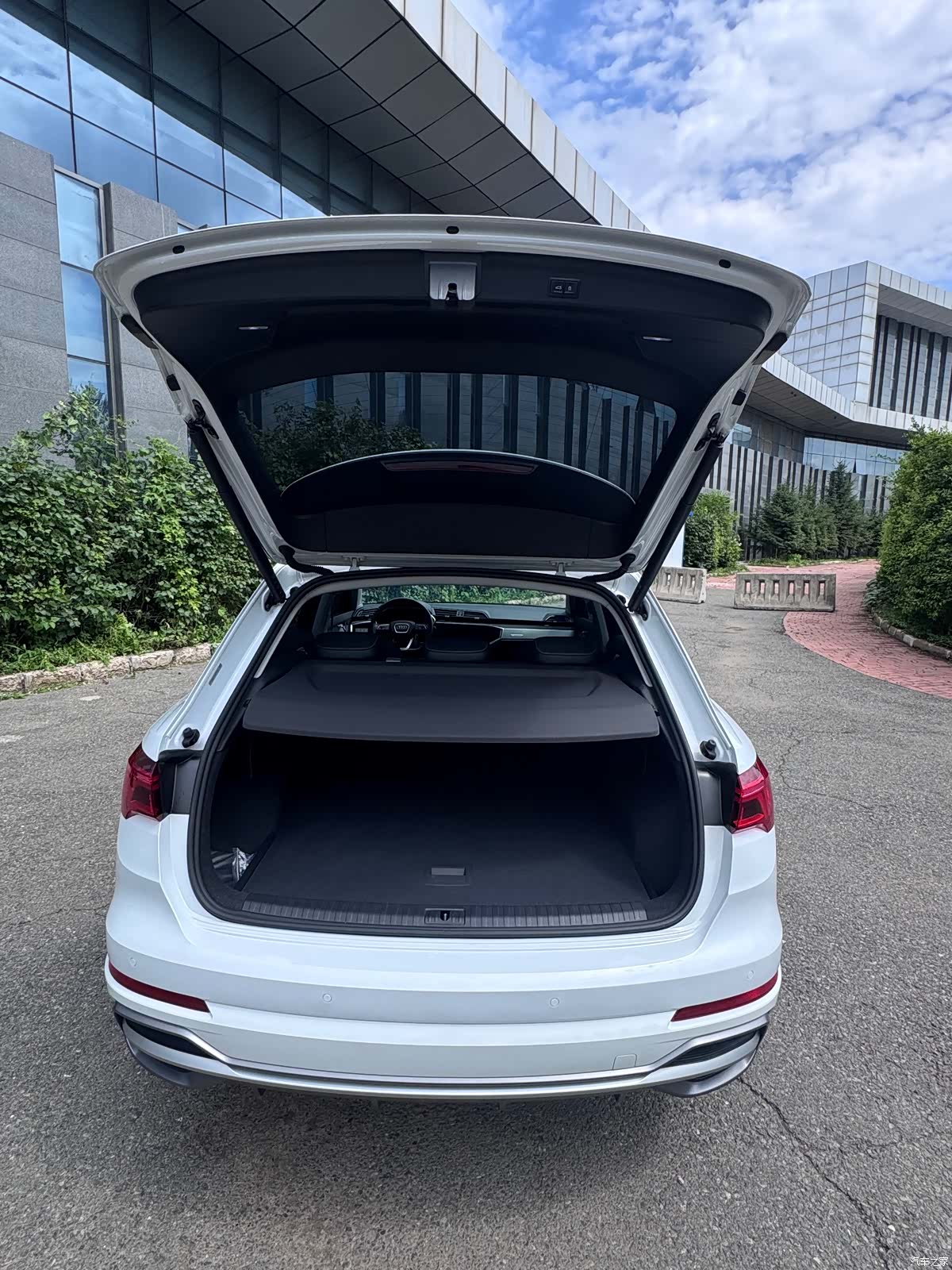 Audi Q3, 2022 7