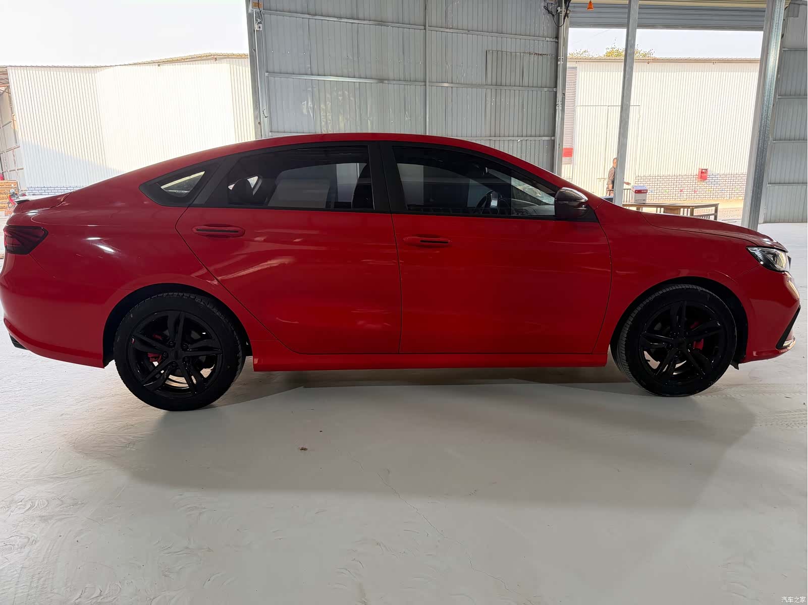 Geely Binray, 2022 4