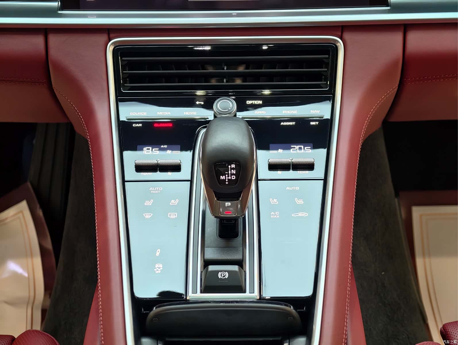 Porsche Panamera, 2023 18