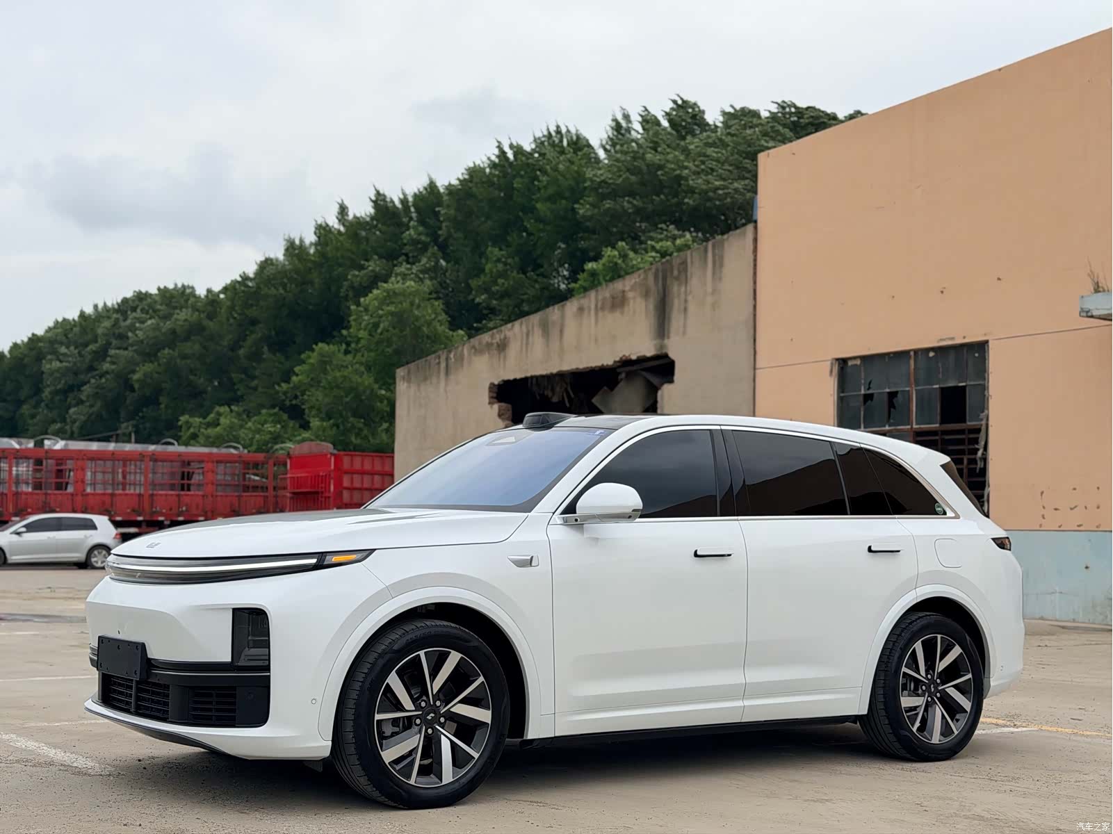 Li Auto L7, 2023 10