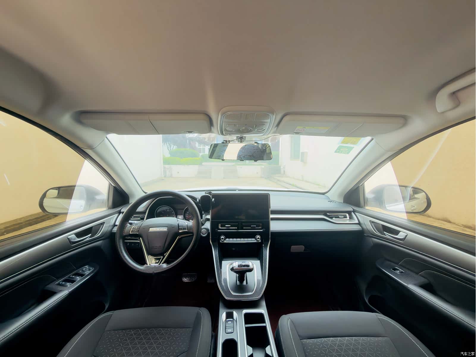 Haval M6, 2021 все фото