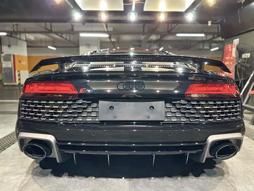 Audi R8, 2023 9