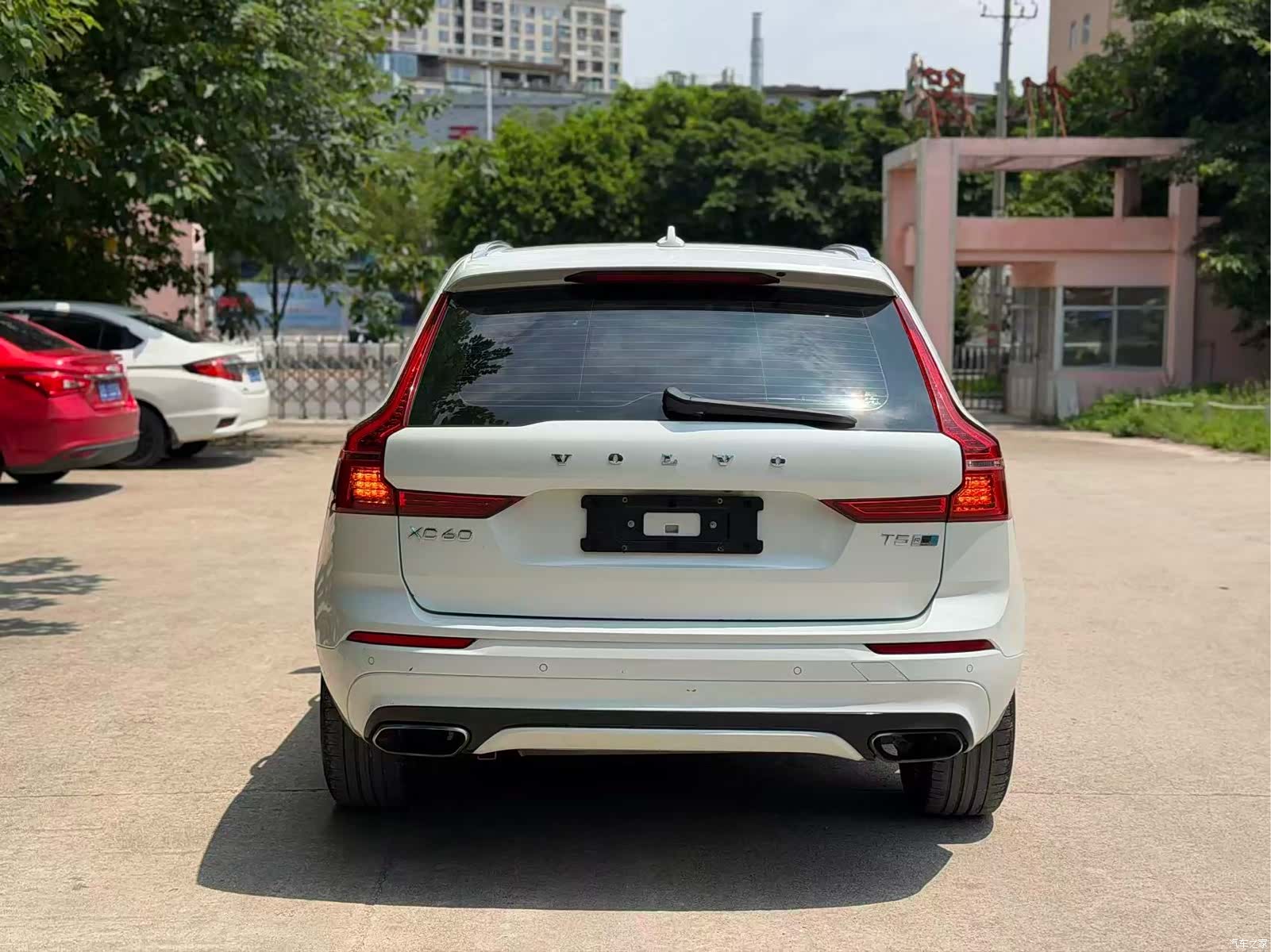 Volvo XC60, 2018 все фото