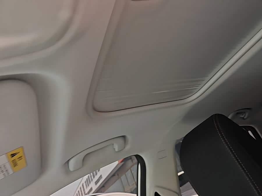 Buick Velar 2024, фото 18