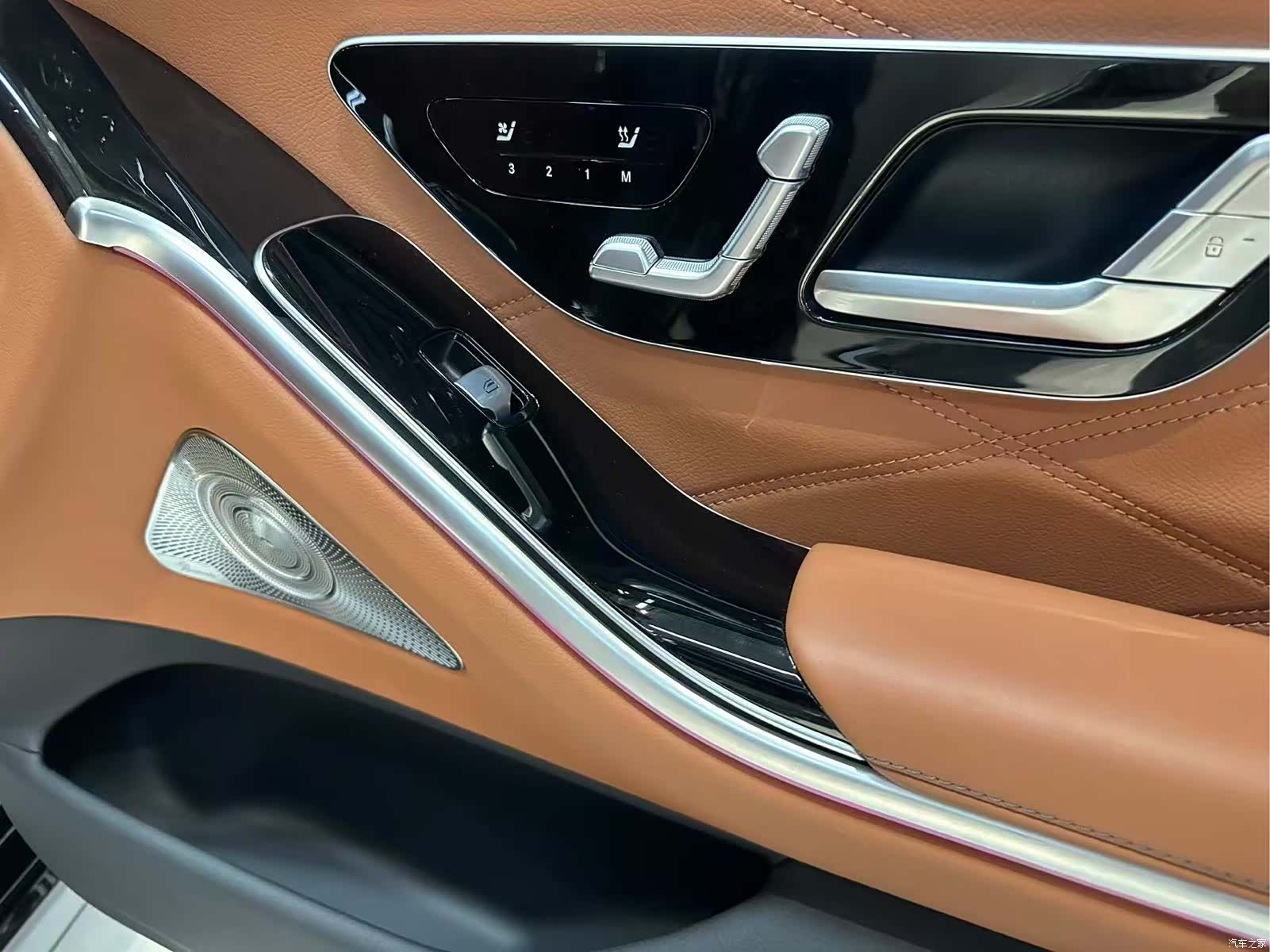 Maybach S-Class, 2023 15