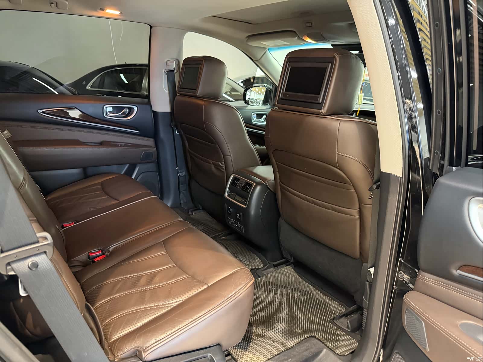 Infiniti QX60, 2016 11