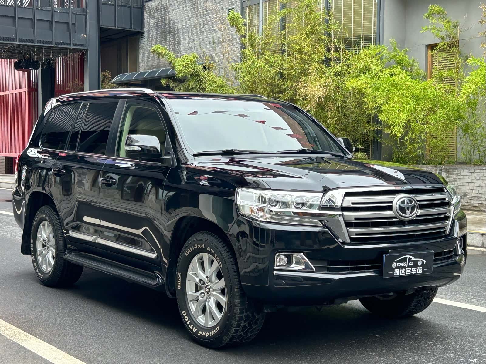 Toyota Land Cruiser, 2020 3