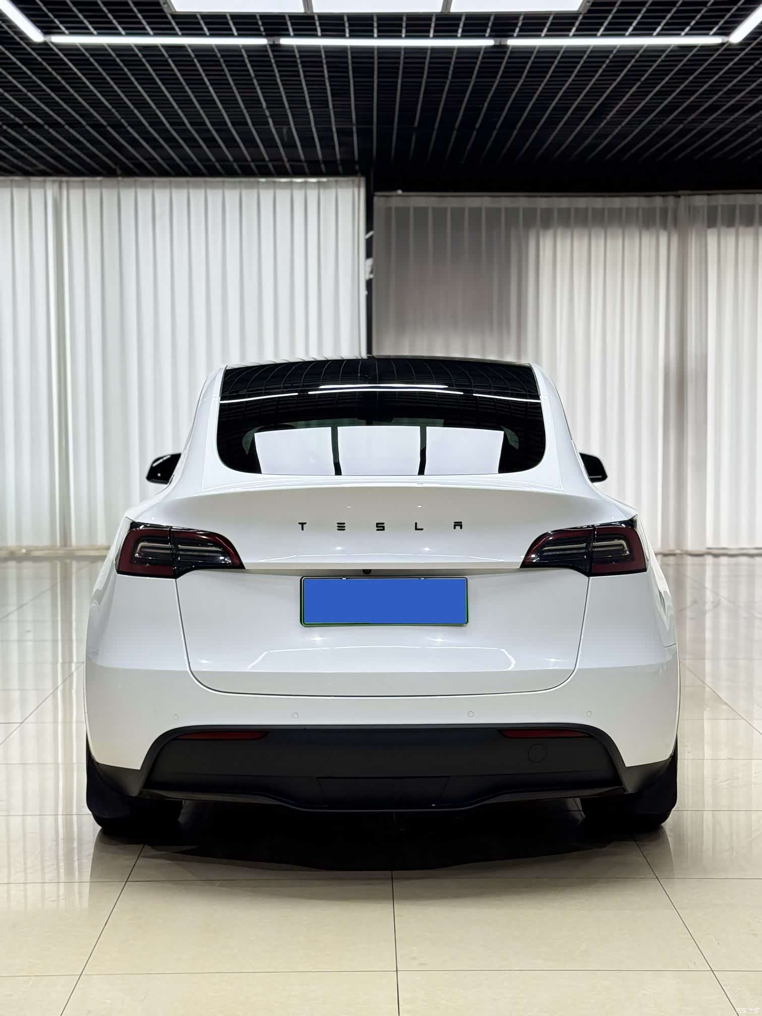 Tesla Model Y, 2022 8