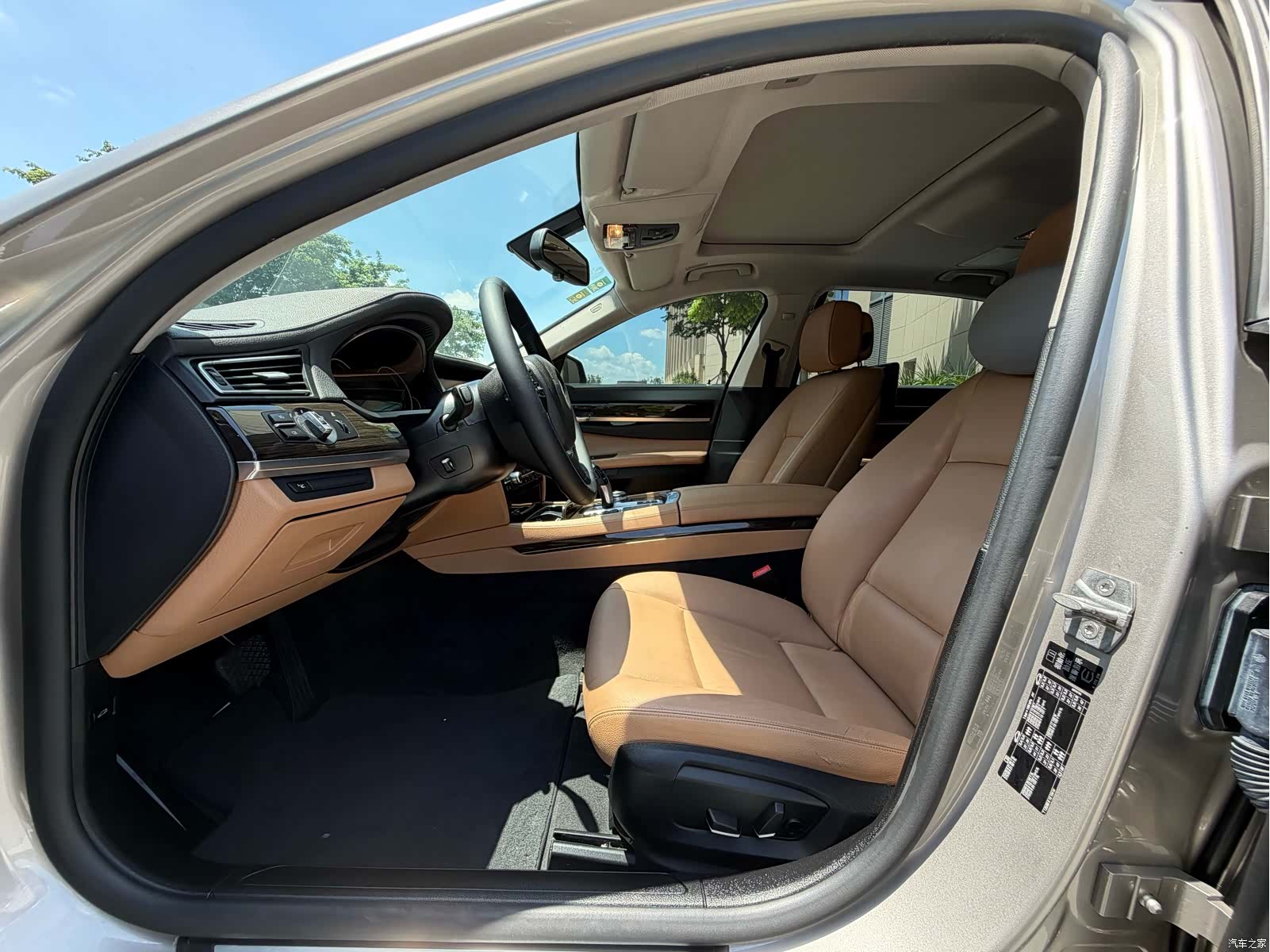 BMW 7 Series, 2015 10