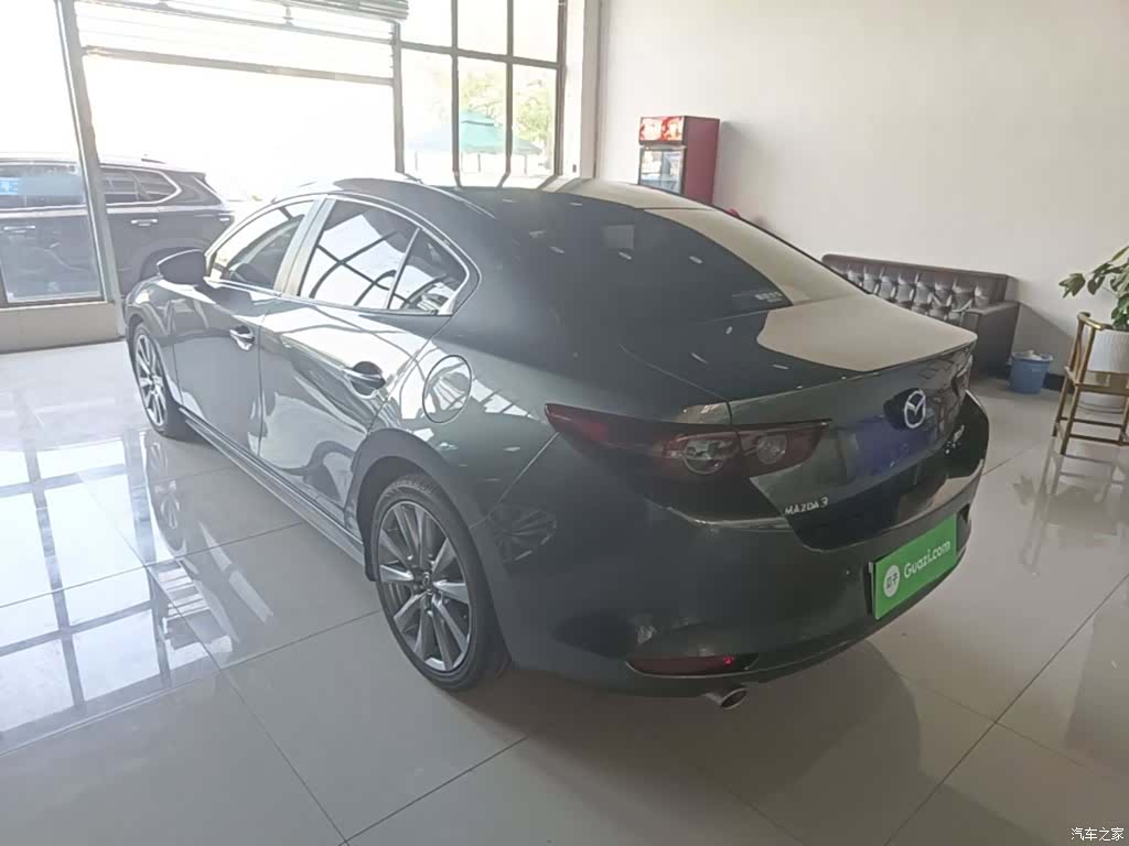 Mazda Mazda3, 2020 все фото
