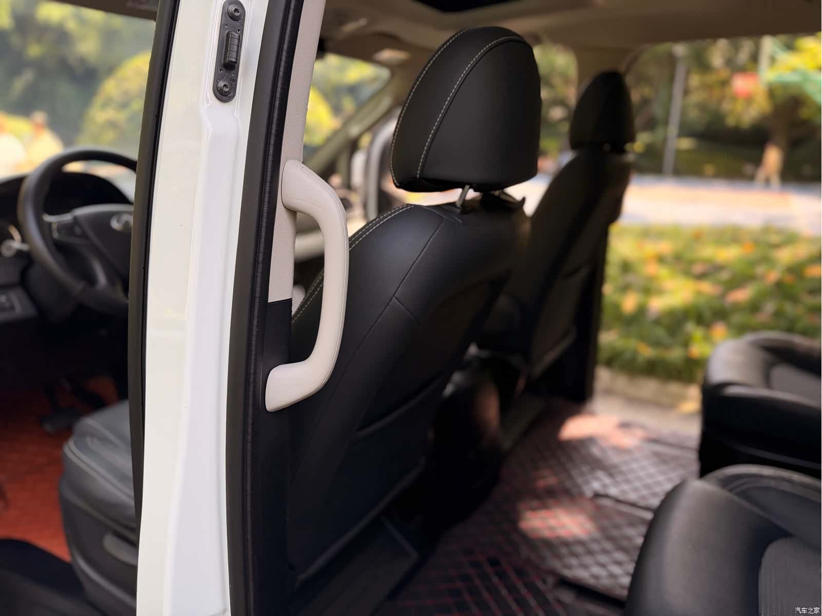 Maxus G10, 2019 28
