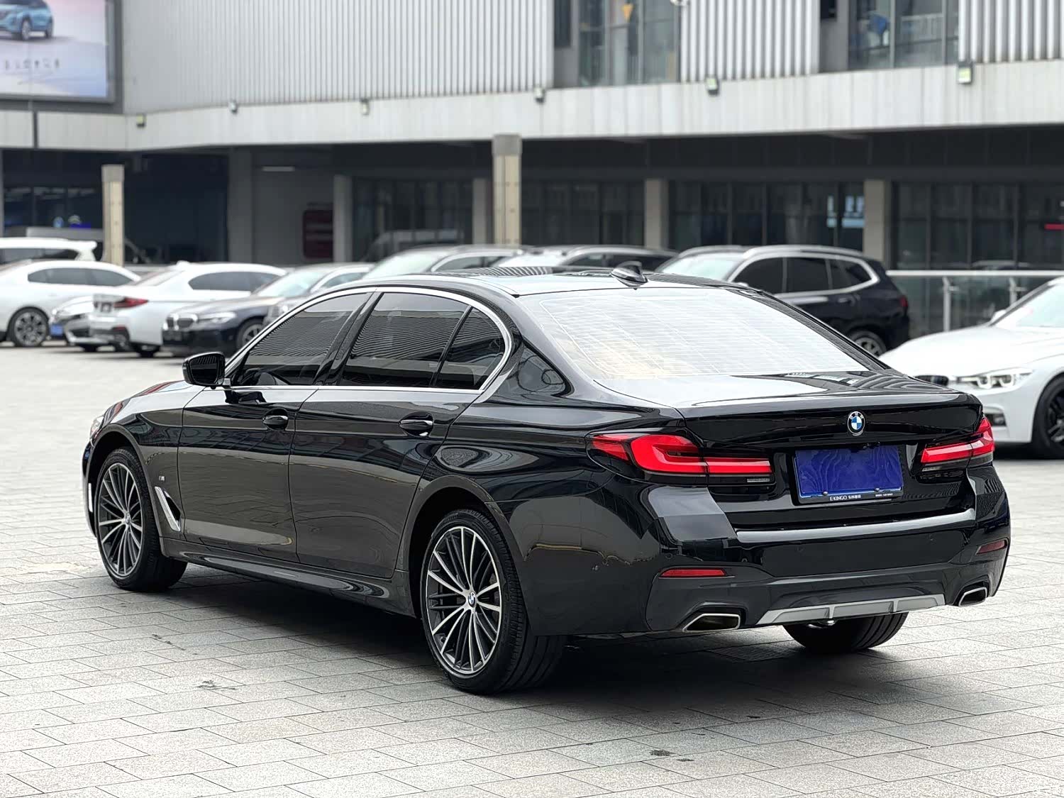 BMW 5 Series, 2022 7