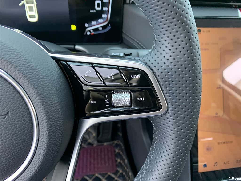 Hongqi H5, 2024 21