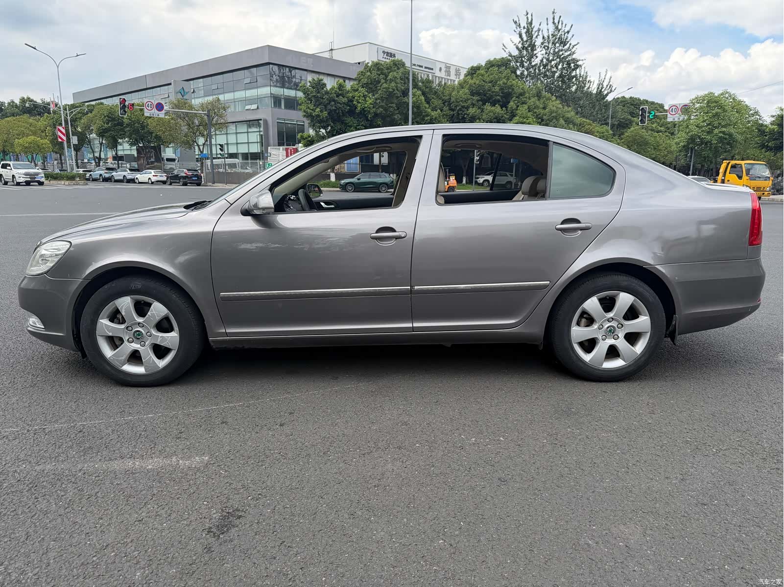 Skoda Octavia, 2012 4