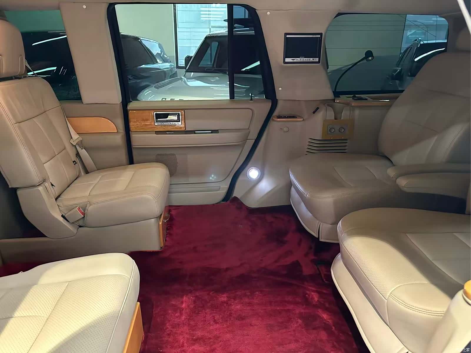 Lincoln Navigator, 2008 14