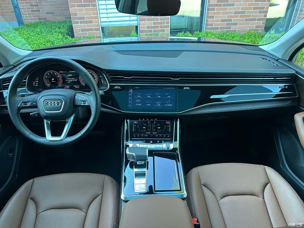 Audi Q7, 2026 все фото