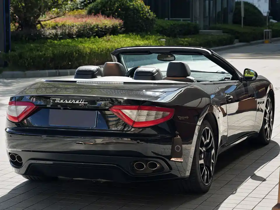 Maserati GranCabrio