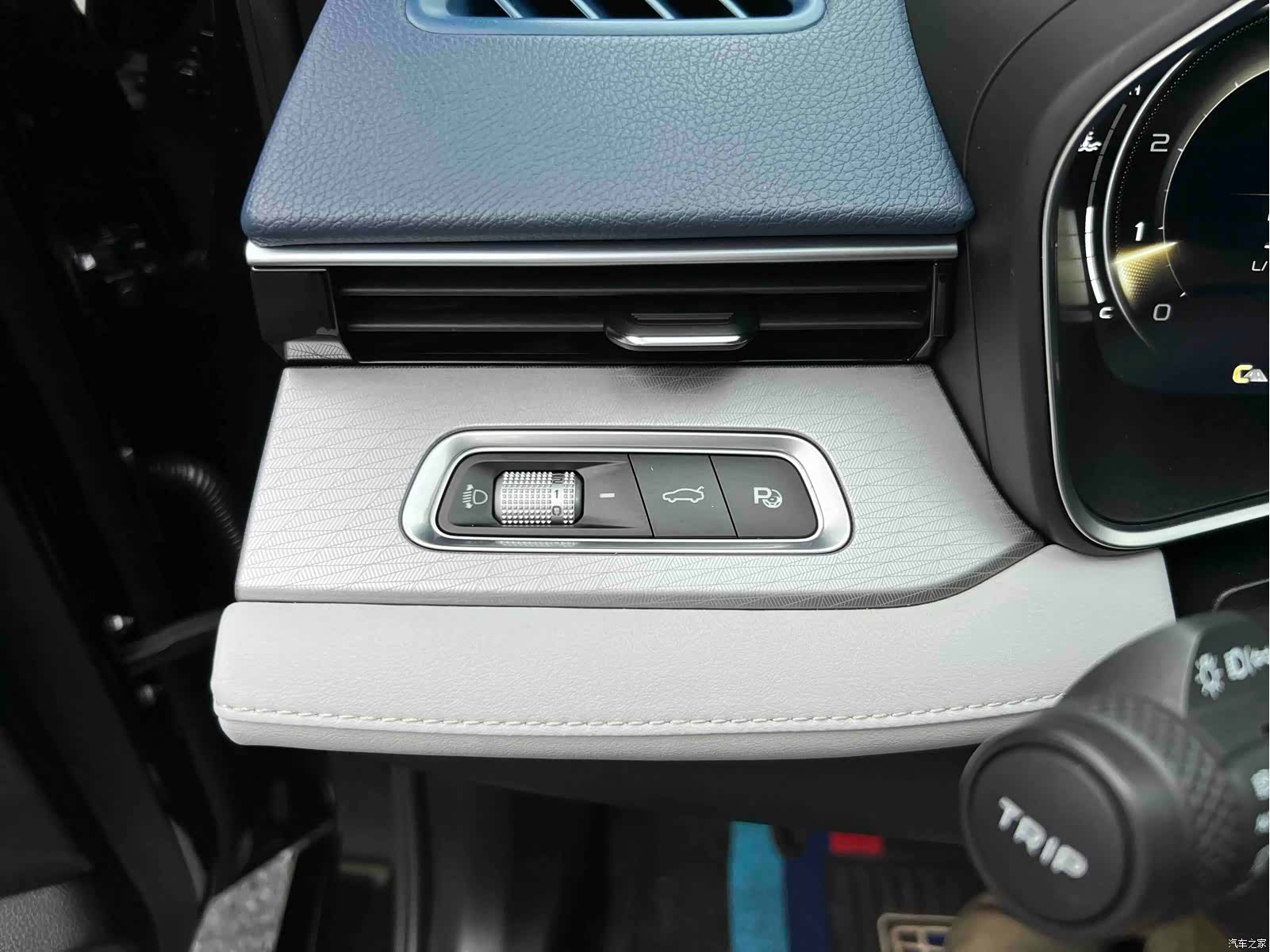 Geely Preface, 2021 18