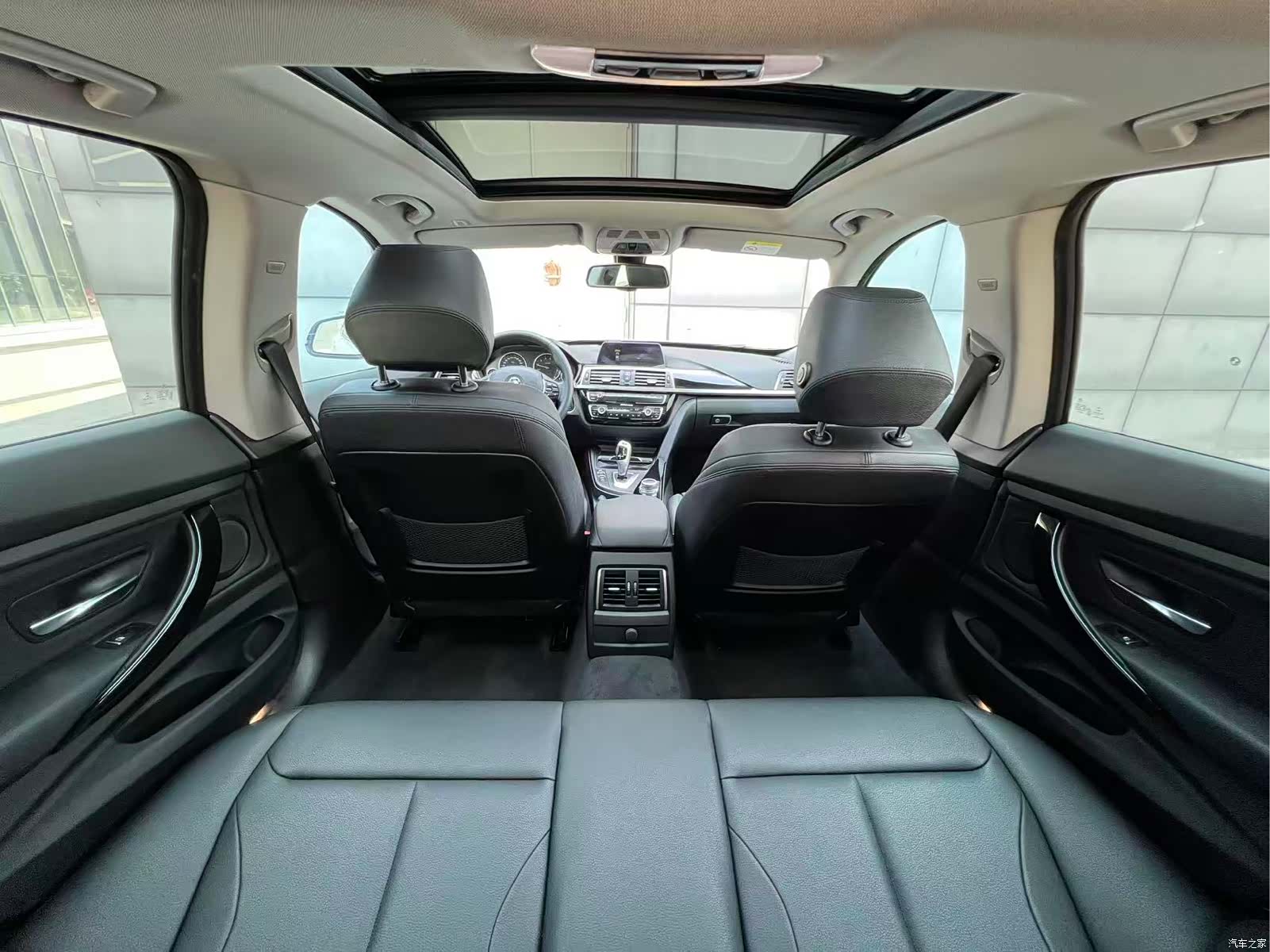 BMW 3 Series, 2019 29