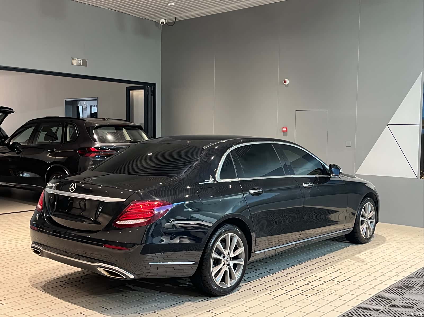 Mercedes-Benz E-Class, 2019 9