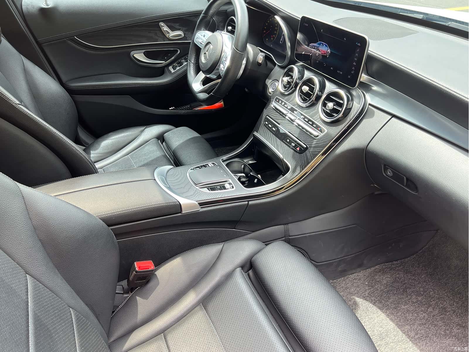 Mercedes-Benz C-Class, 2020 15