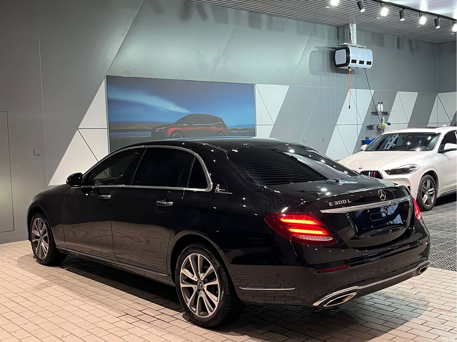 Mercedes-Benz E-Class, 2019 7