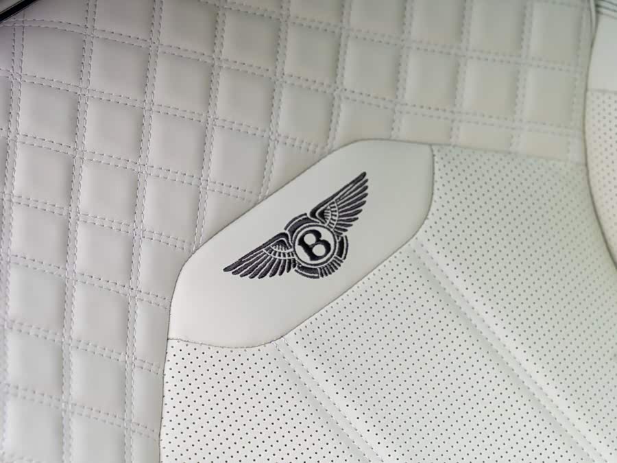 Bentley Tianyue PHEV 2022, фото 14