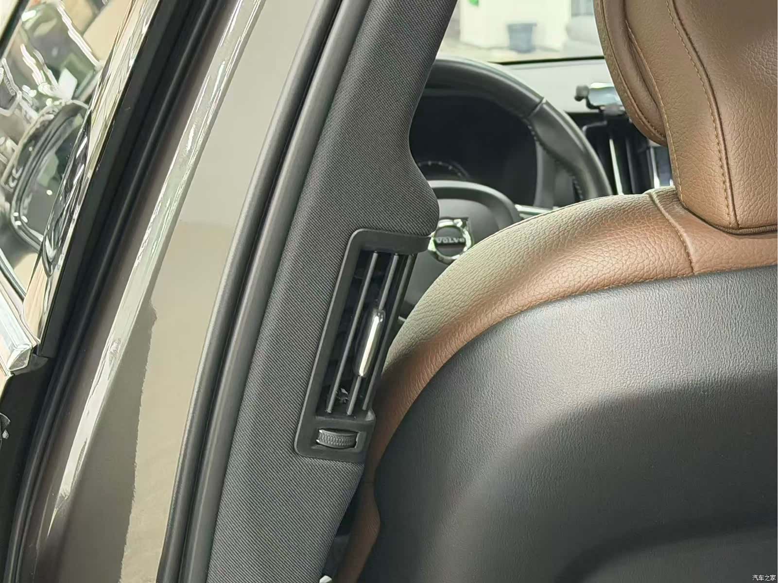 Volvo XC60, 2019 24