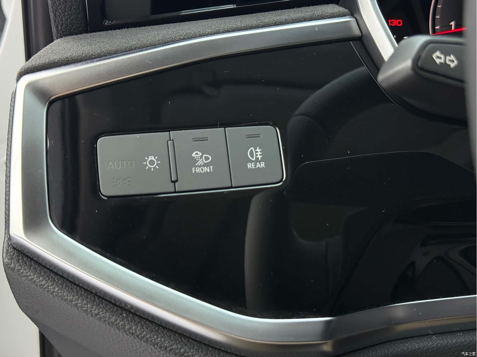 Audi Q3, 2025 16