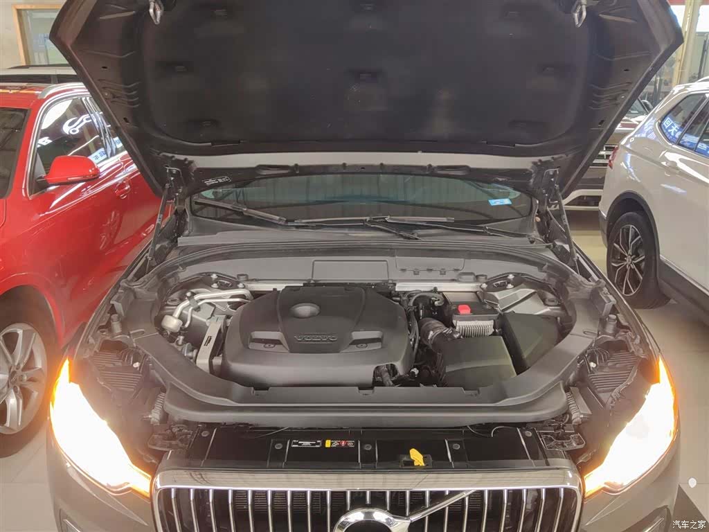 Volvo XC60, 2019 16