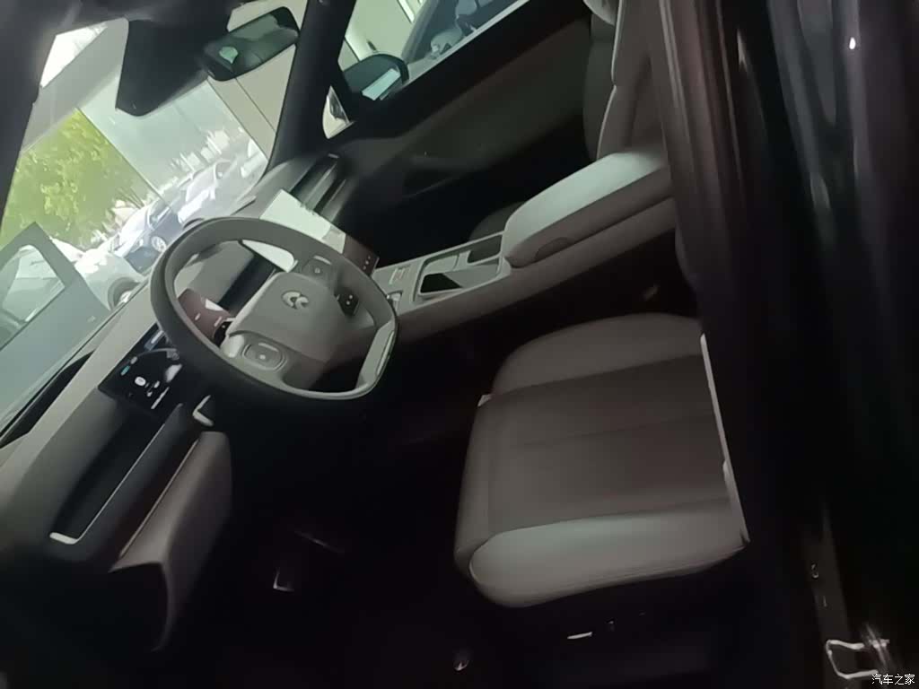 NIO ES8, 2024 15